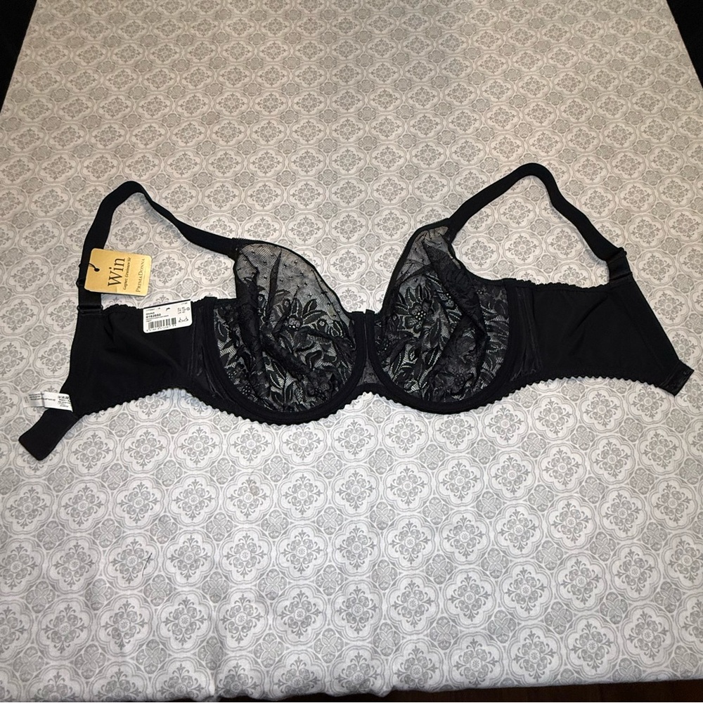 PrimaDonna Divine Seamless Non Padded Black Lace Bra Size 40G - Picture 9 of 13